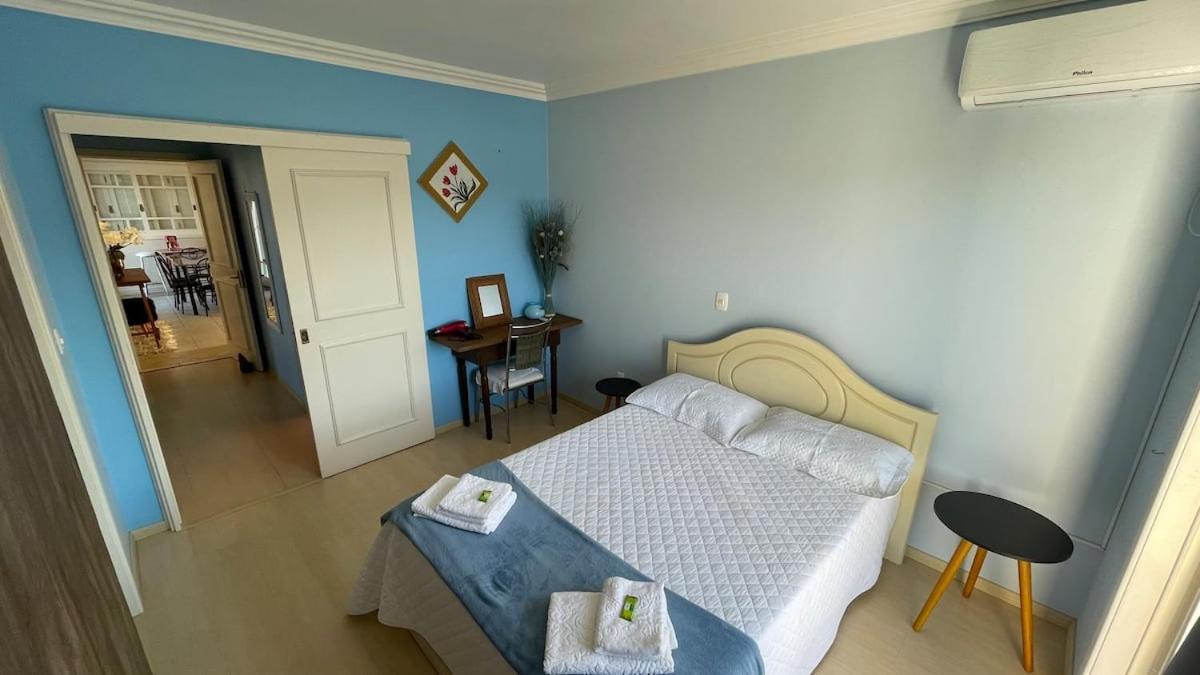 Bento Gonçalves Casa Em Bairro Nobre, Bem Localizada, Com Suite. מראה חיצוני תמונה
